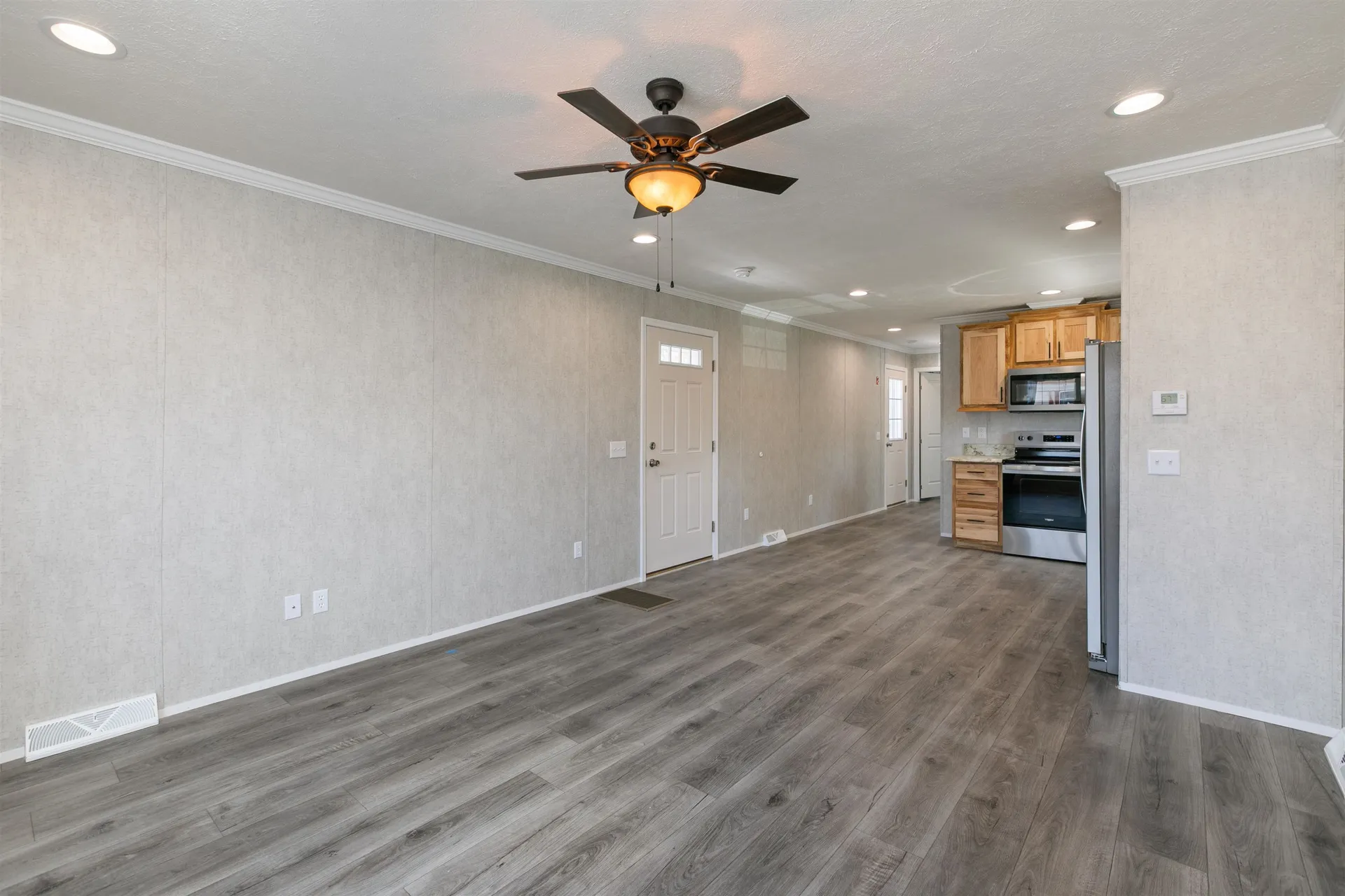 88 A Brookwood Drive Salem NH 03079
