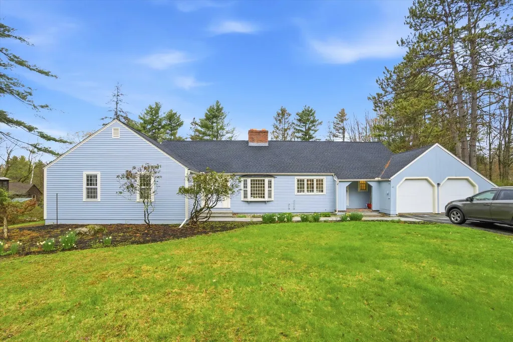 42 Blueberry Lane Peterborough NH 03458