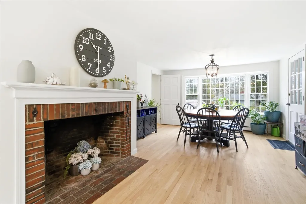 42 Blueberry Lane Peterborough NH 03458