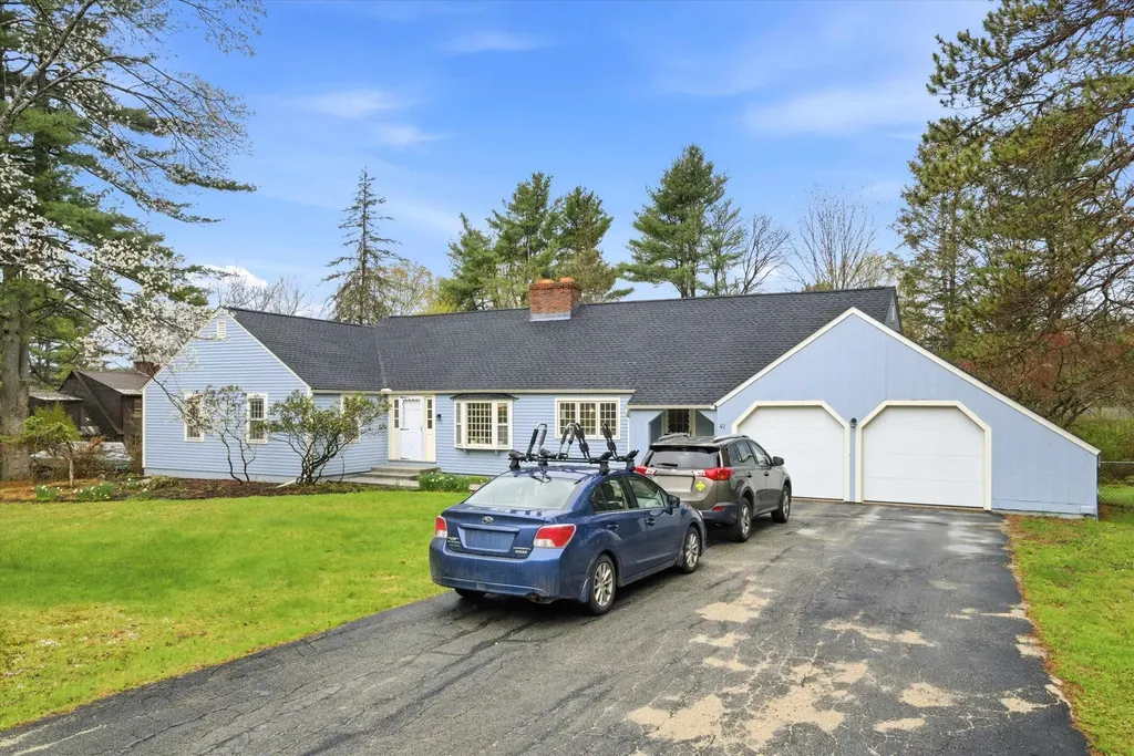 42 Blueberry Lane Peterborough NH 03458