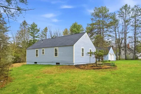 42 Blueberry Lane Peterborough NH 03458