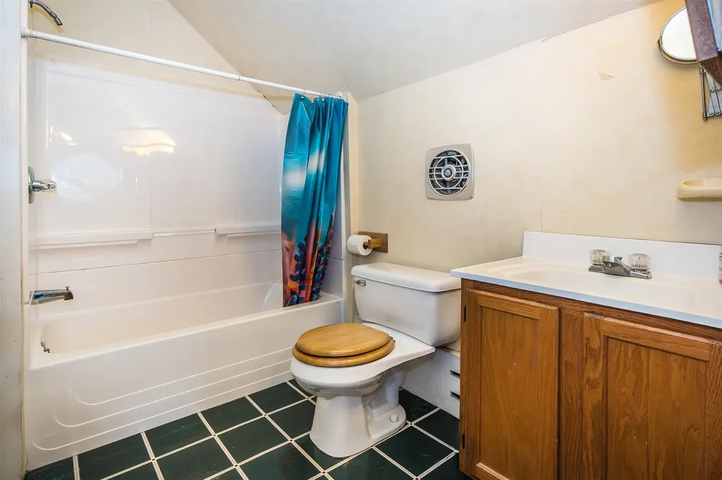 848, 882, 826 Blue Star Drive Ira VT 05735