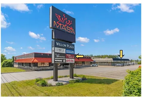 1711 S Willow Street Manchester NH 03103