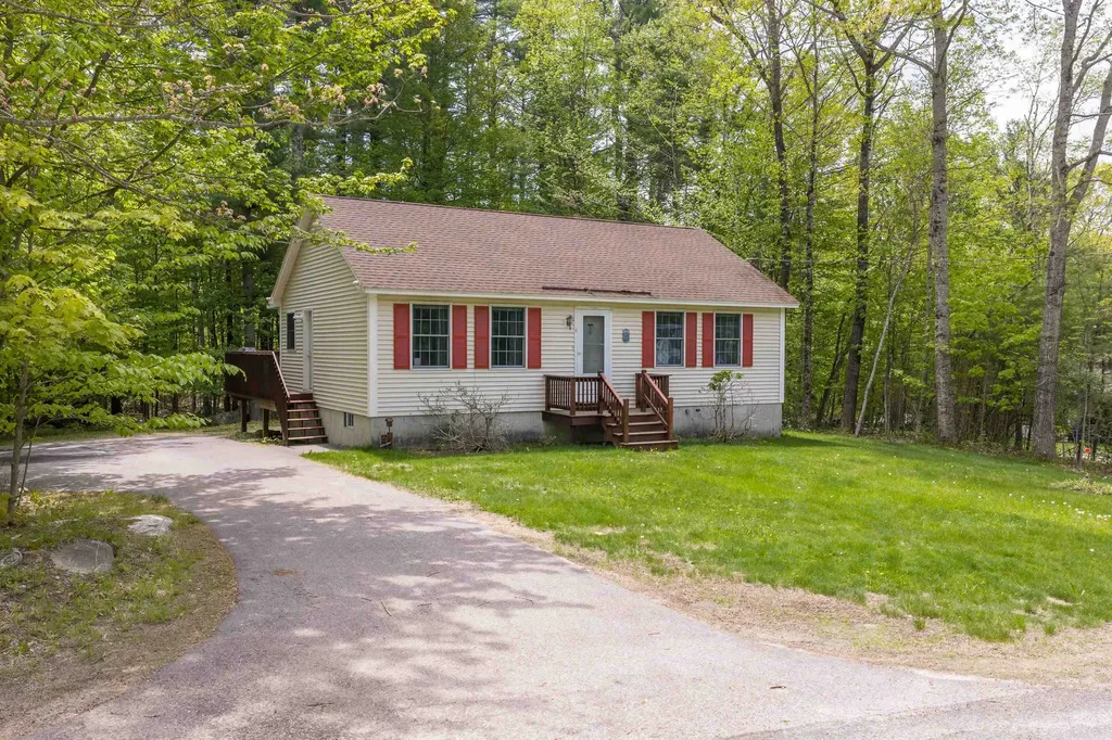 4 Ledley Lane Meredith NH 03253