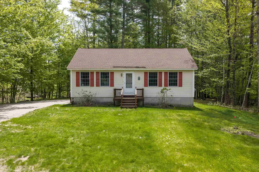 4 Ledley Lane Meredith NH 03253
