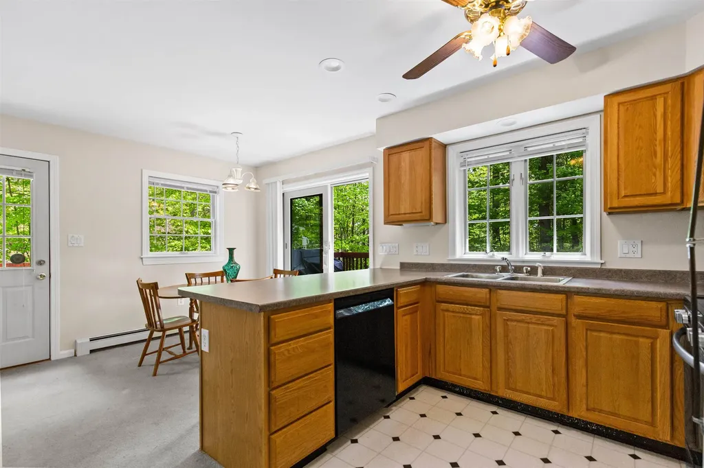 4 Ledley Lane Meredith NH 03253