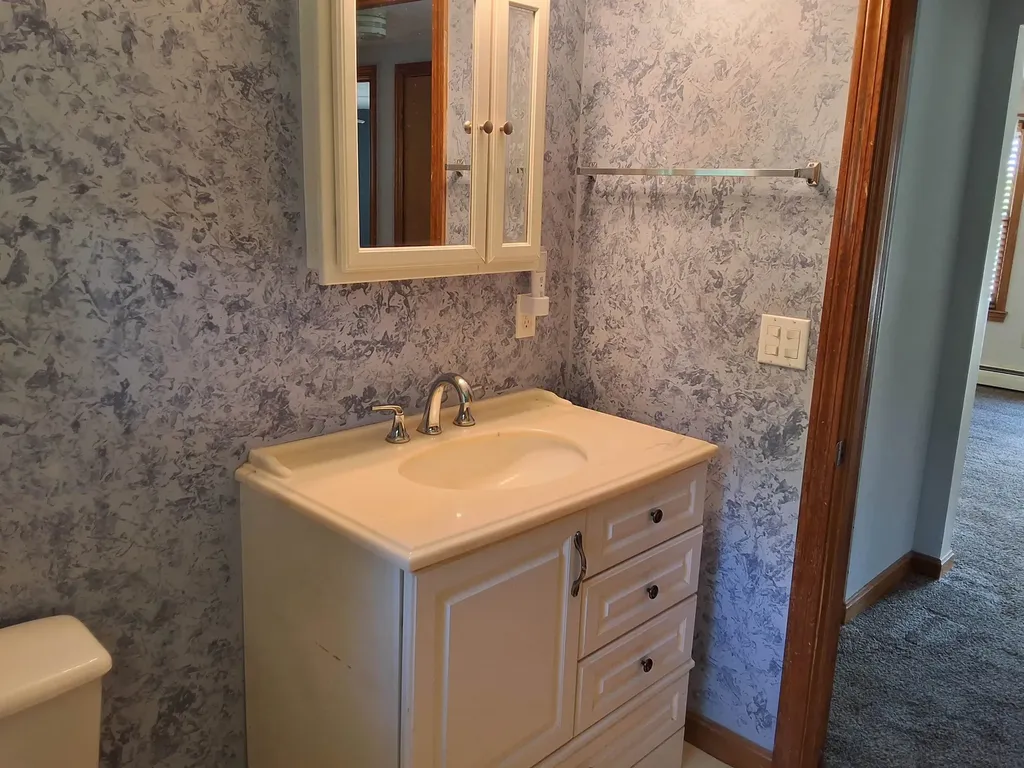 92 Concord Street Belmont NH 03220