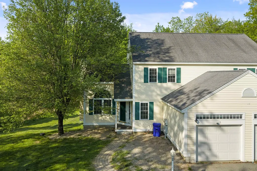210 Kent Farm Road Hampstead NH 03841
