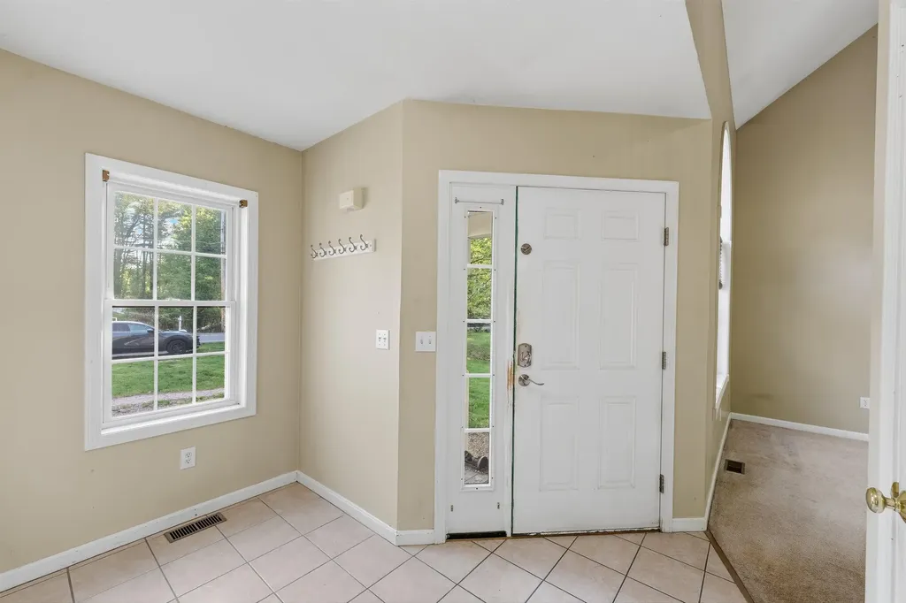 210 Kent Farm Road Hampstead NH 03841
