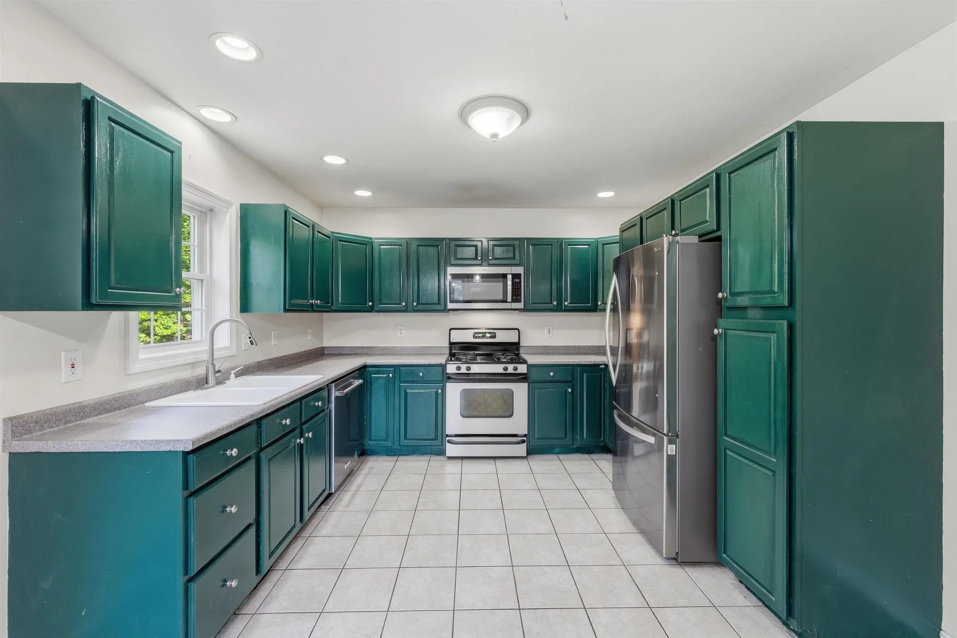 210 Kent Farm Road Hampstead NH 03841