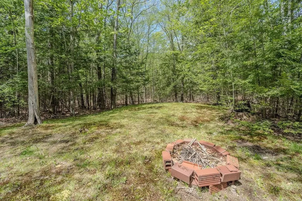429 Bow Lake Road Northwood NH 03261