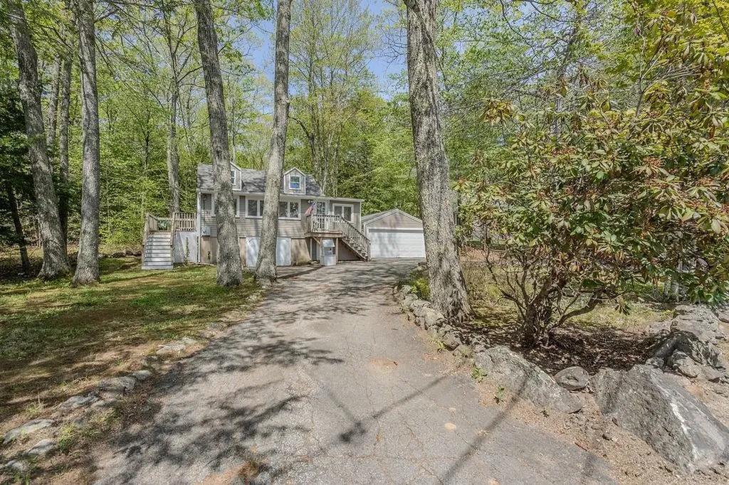 429 Bow Lake Road Northwood NH 03261