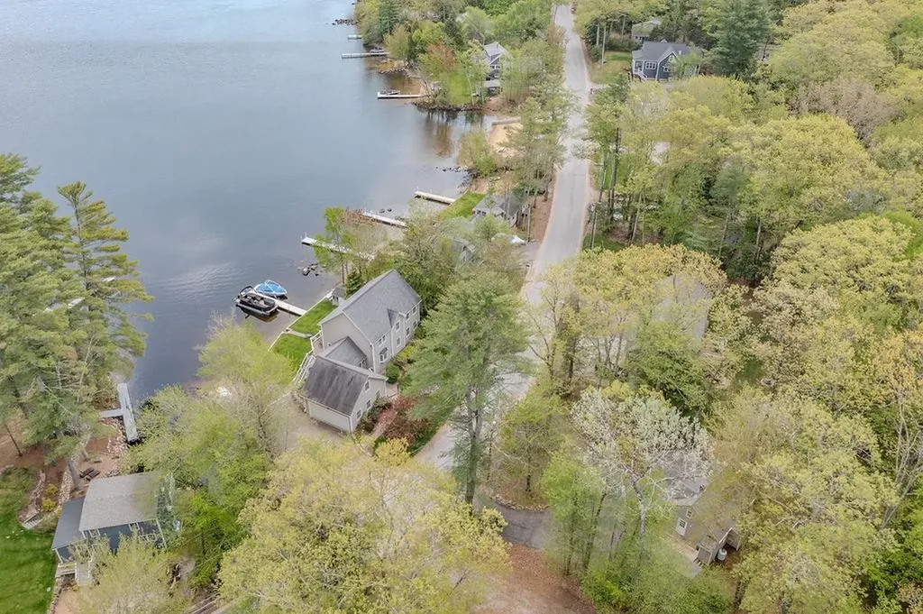 429 Bow Lake Road Northwood NH 03261