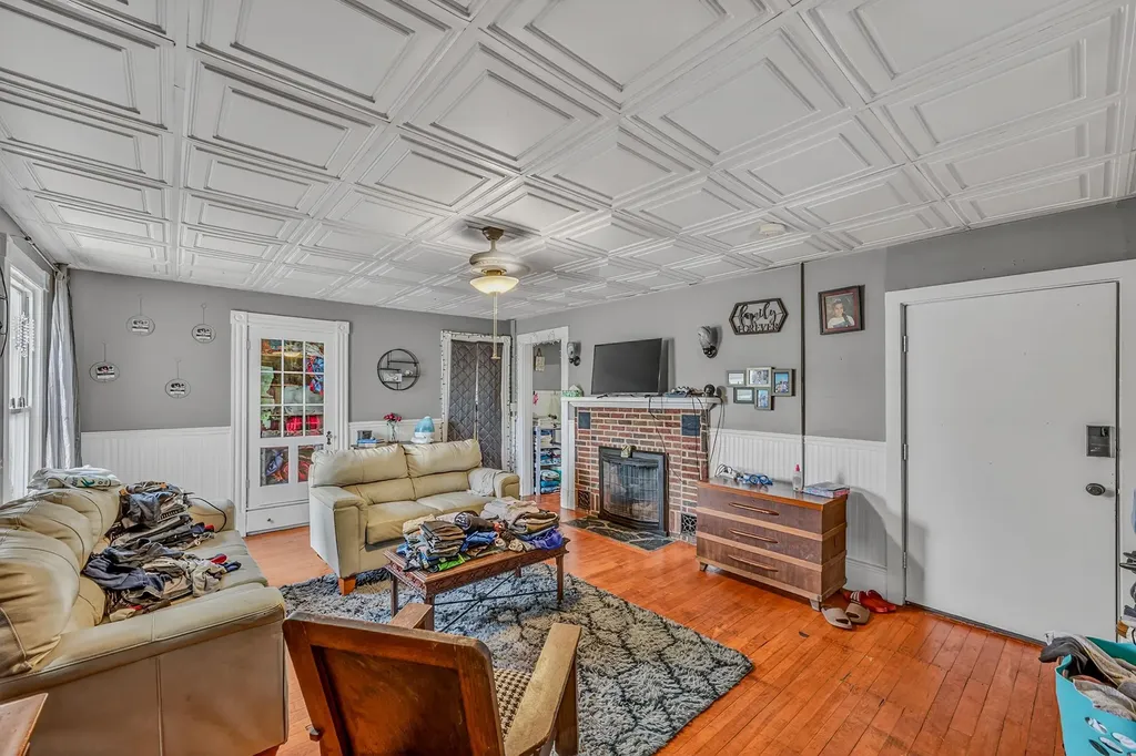 35 Jackson Street Littleton NH 03561
