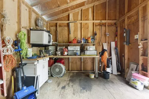 25 S Mayhew Turnpike Hebron NH 03241