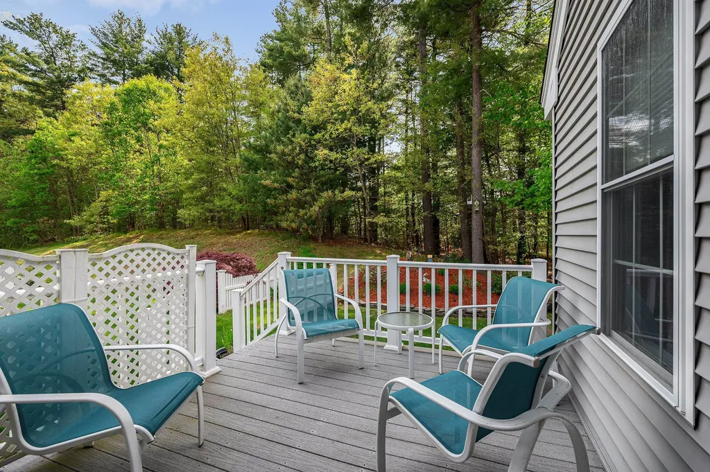 22 Town Village Drive Salem NH 03079