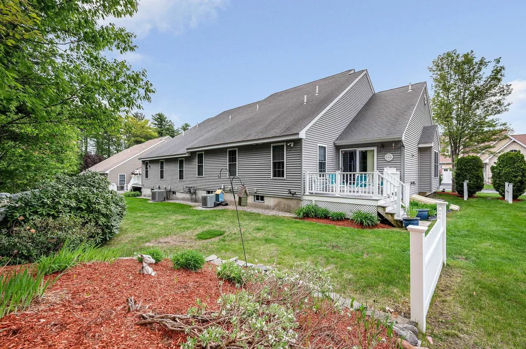 22 Town Village Drive Salem NH 03079