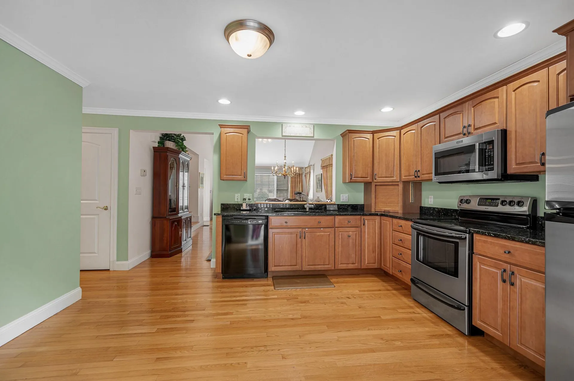 22 Town Village Drive Salem NH 03079