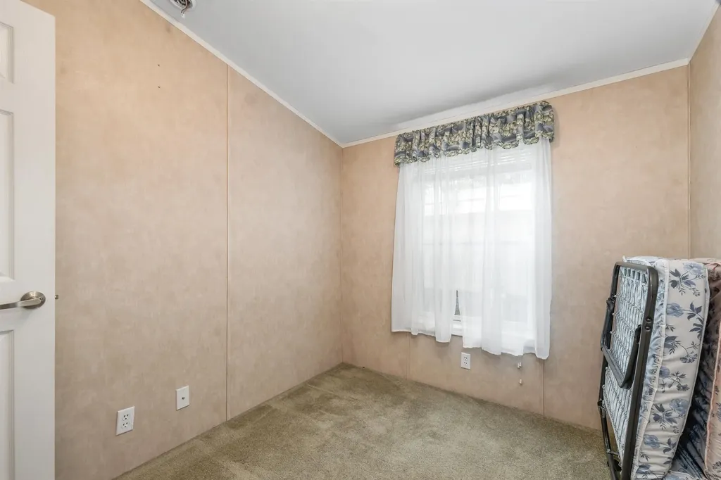 20 East Marina Road Gilford NH 03249