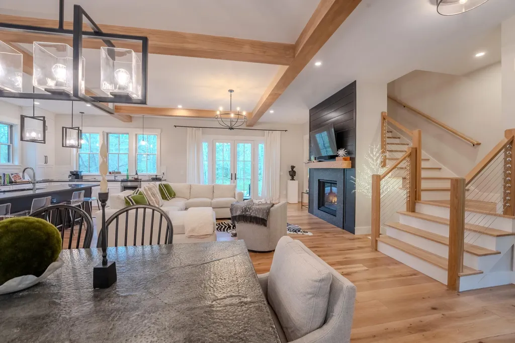 250 South Peak Road Lincoln NH 03251