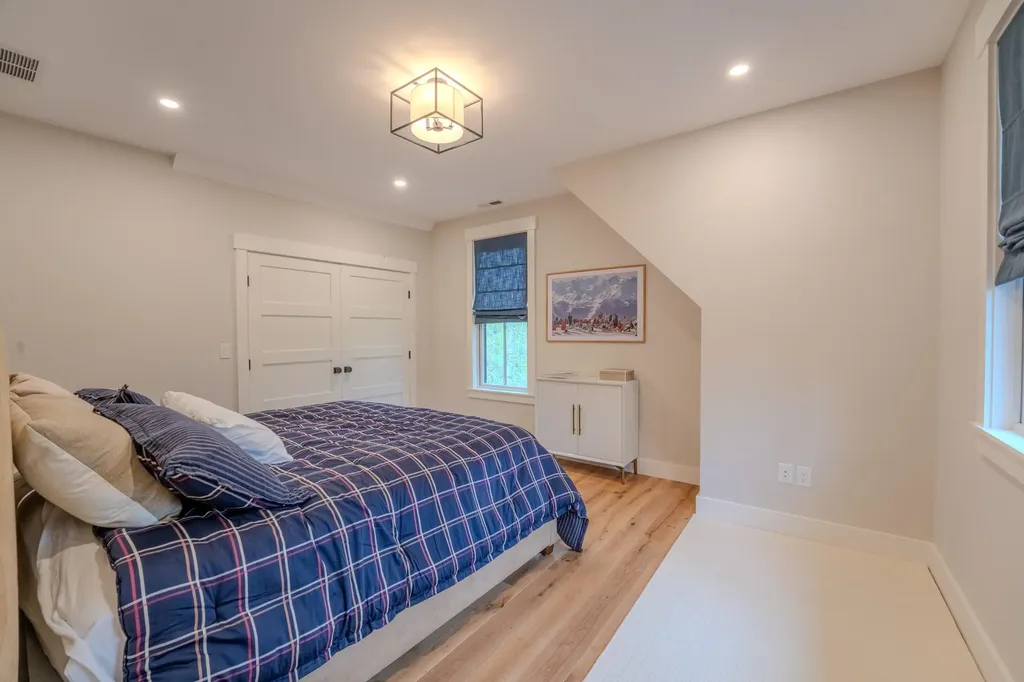 250 South Peak Road Lincoln NH 03251