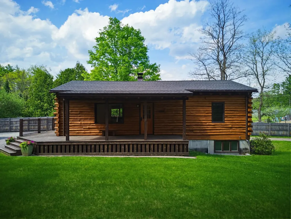 84 New Hampton Road Franklin NH 03235