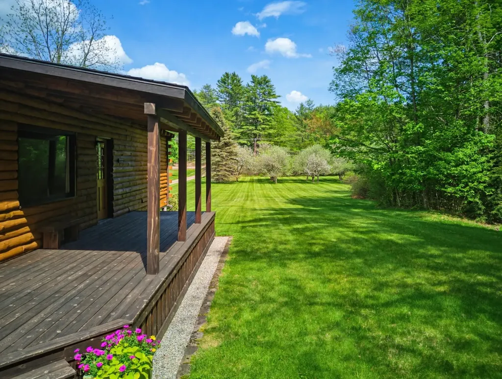 84 New Hampton Road Franklin NH 03235