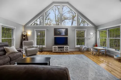 278 Long Hill Road Dover NH 03820