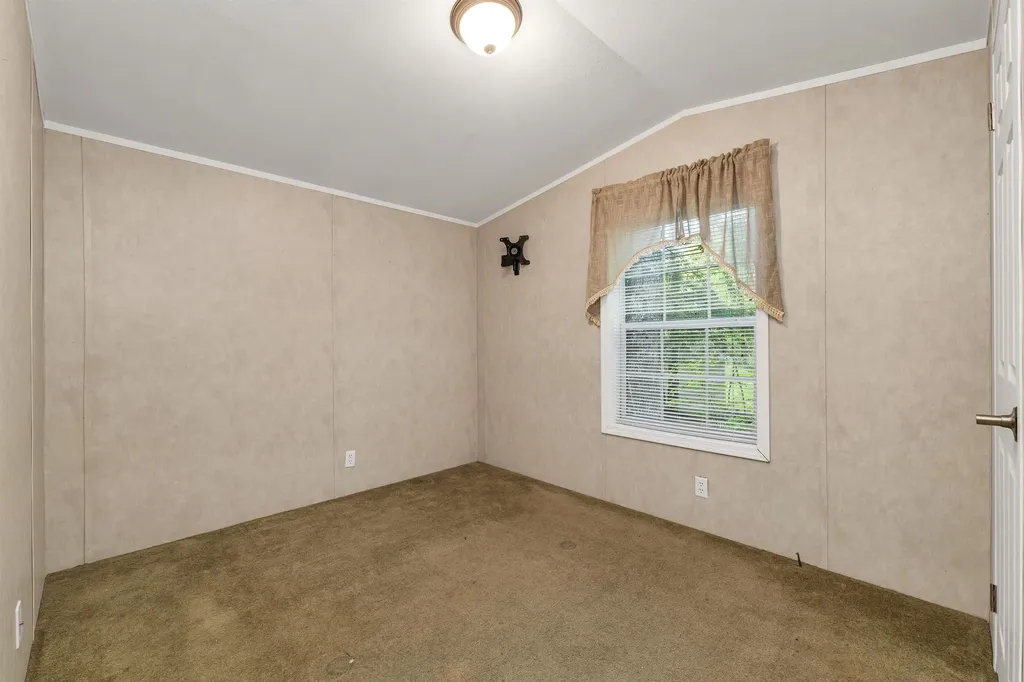 20 East Marina Road Gilford NH 03249