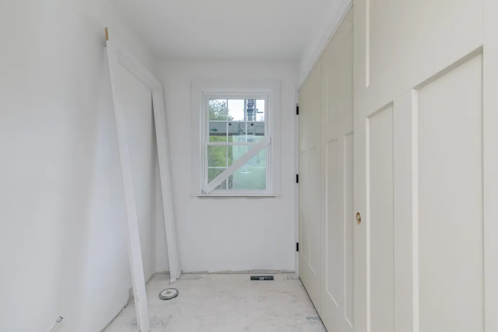 527 North West Road Canterbury NH 03224