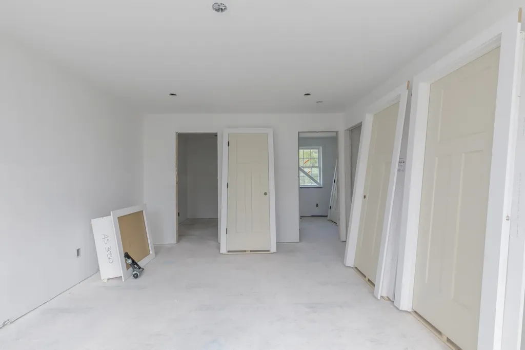 527 North West Road Canterbury NH 03224