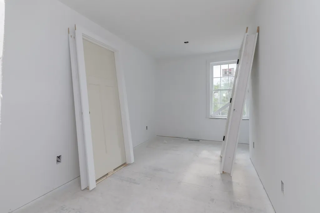 527 North West Road Canterbury NH 03224