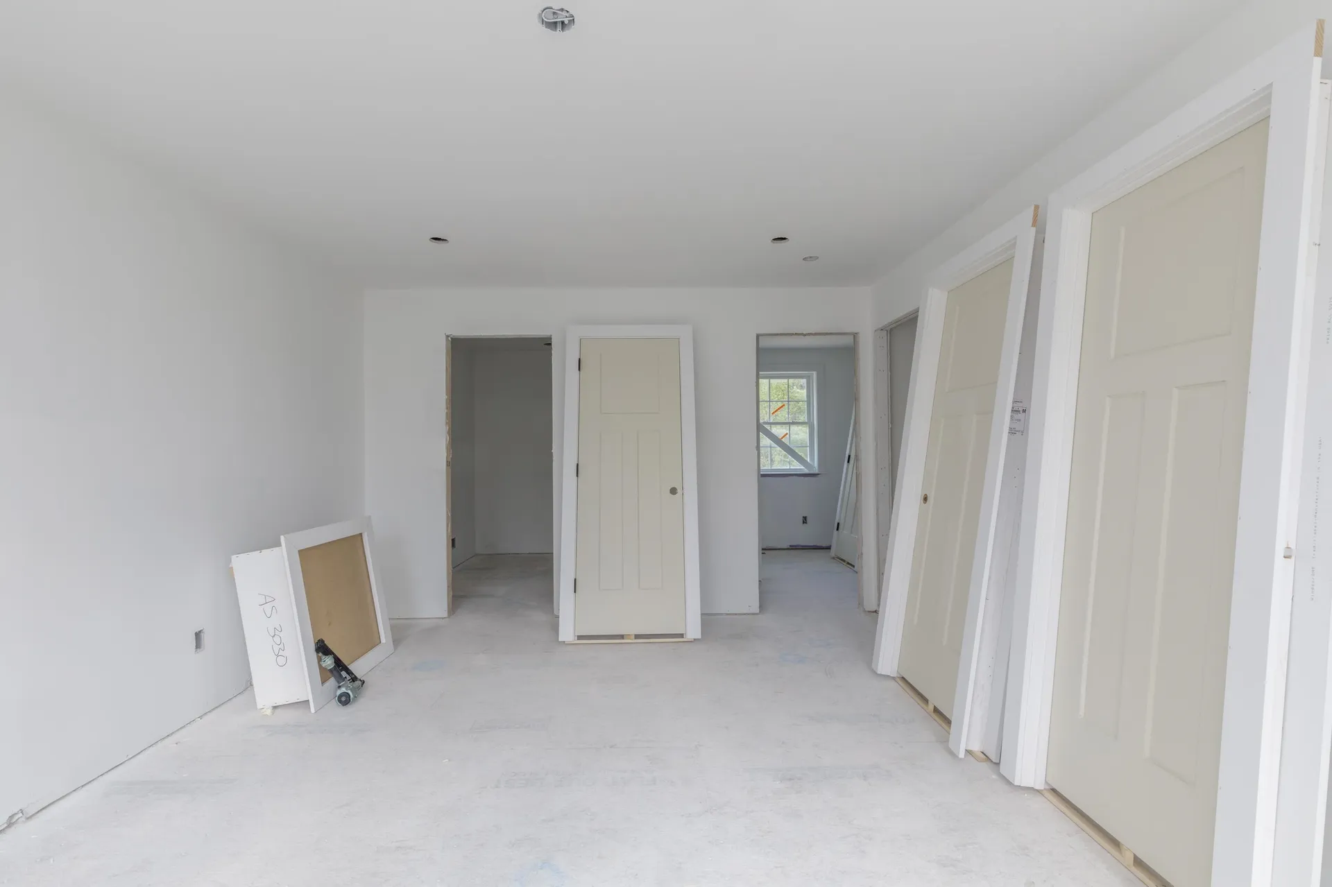 527 North West Road Canterbury NH 03224
