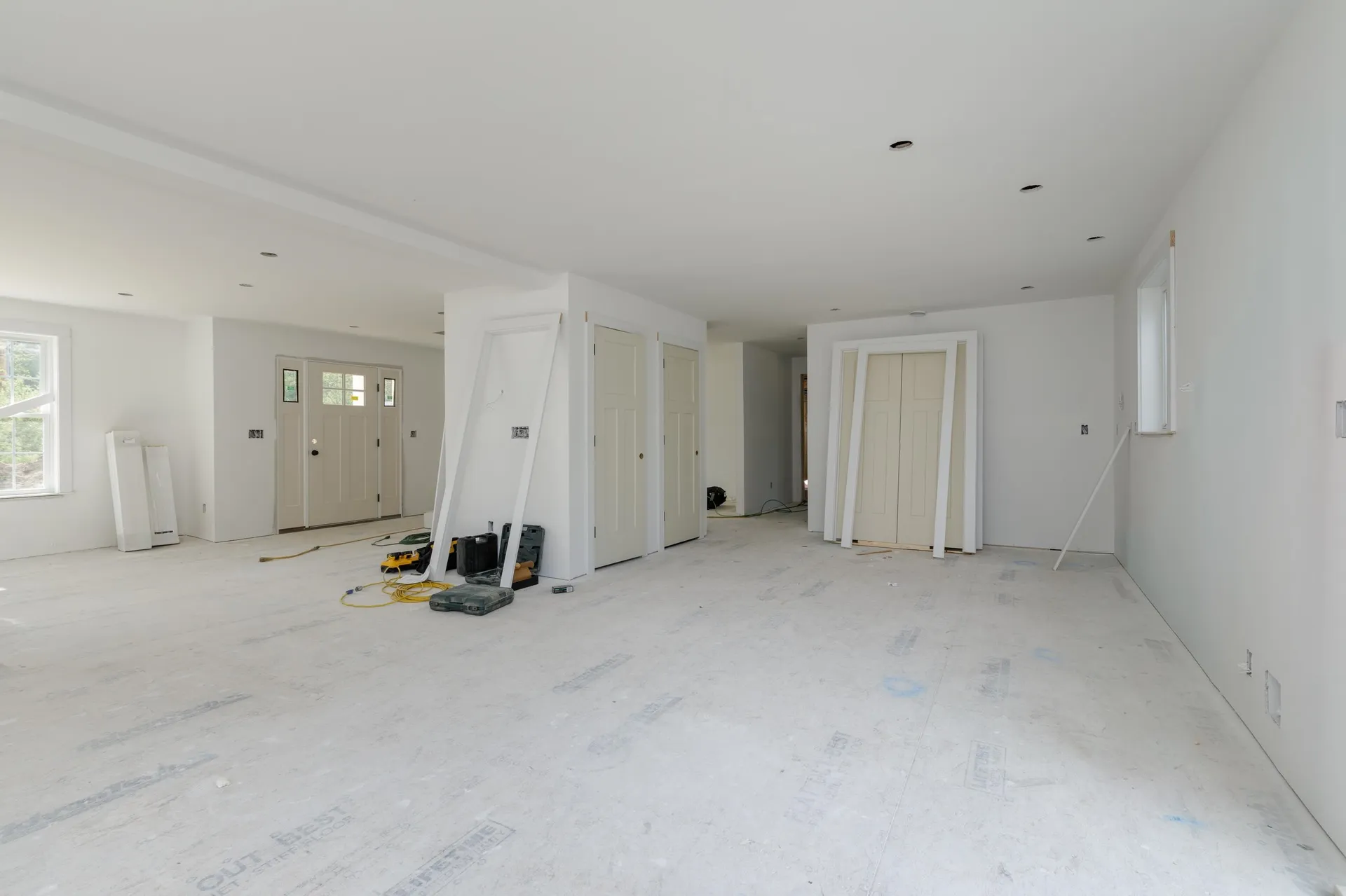 527 North West Road Canterbury NH 03224