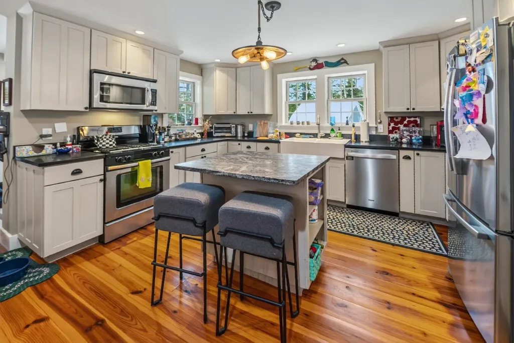 392 Lake Raponda Road Wilmington VT 05363
