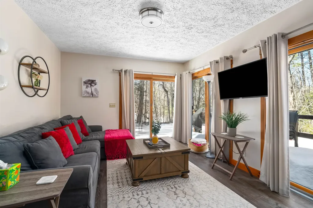 17 Burgdorf Drive Madison NH 03849