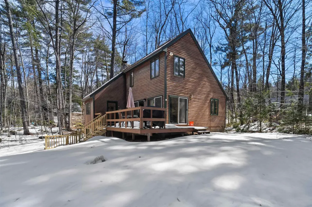 17 Burgdorf Drive Madison NH 03849