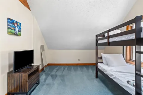 17 Burgdorf Drive Madison NH 03849