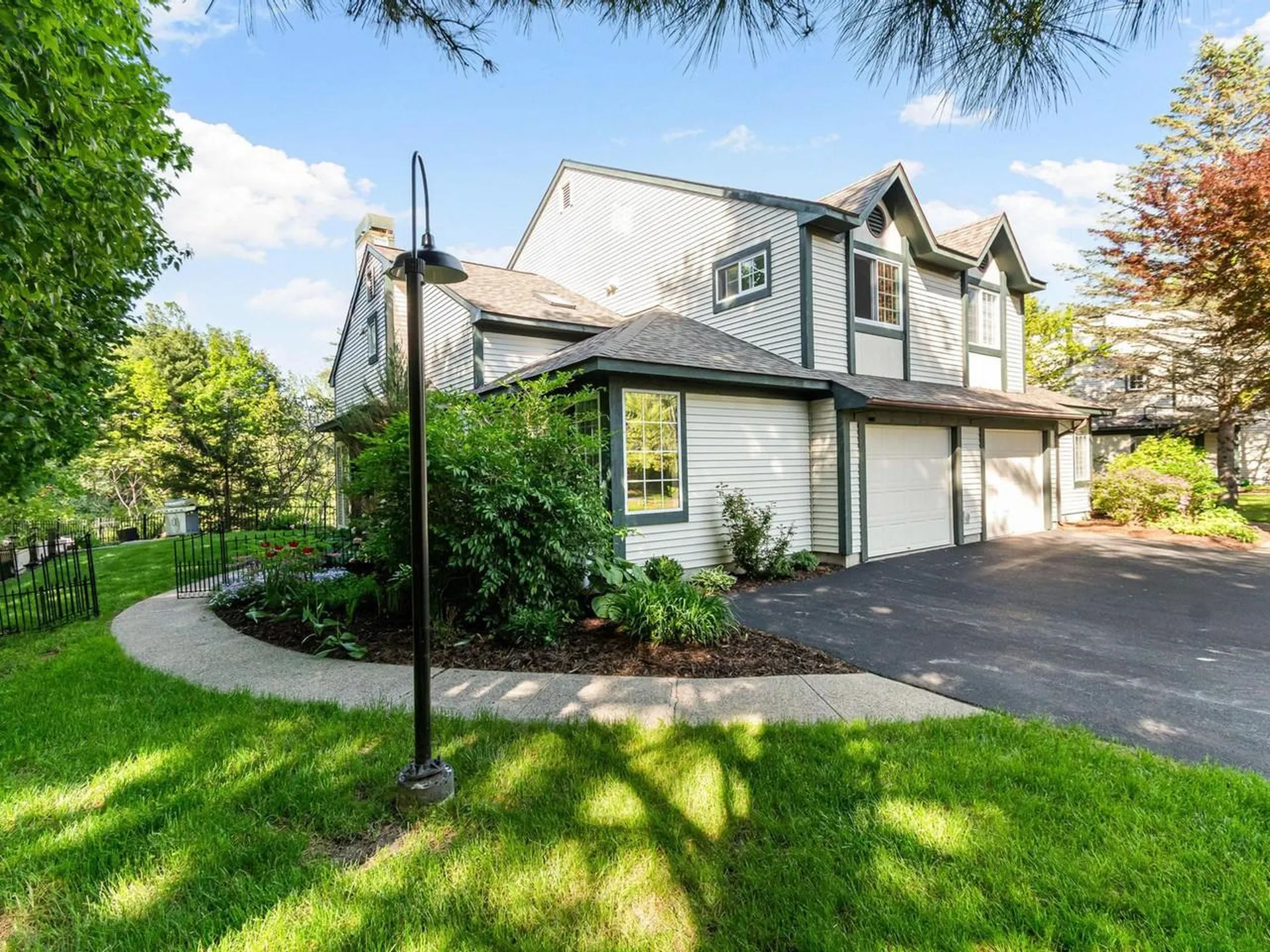 9 Lake Forest Drive Burlington VT 05401