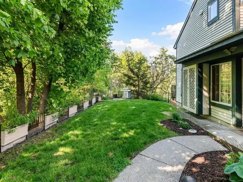 9 Lake Forest Drive Burlington VT 05401