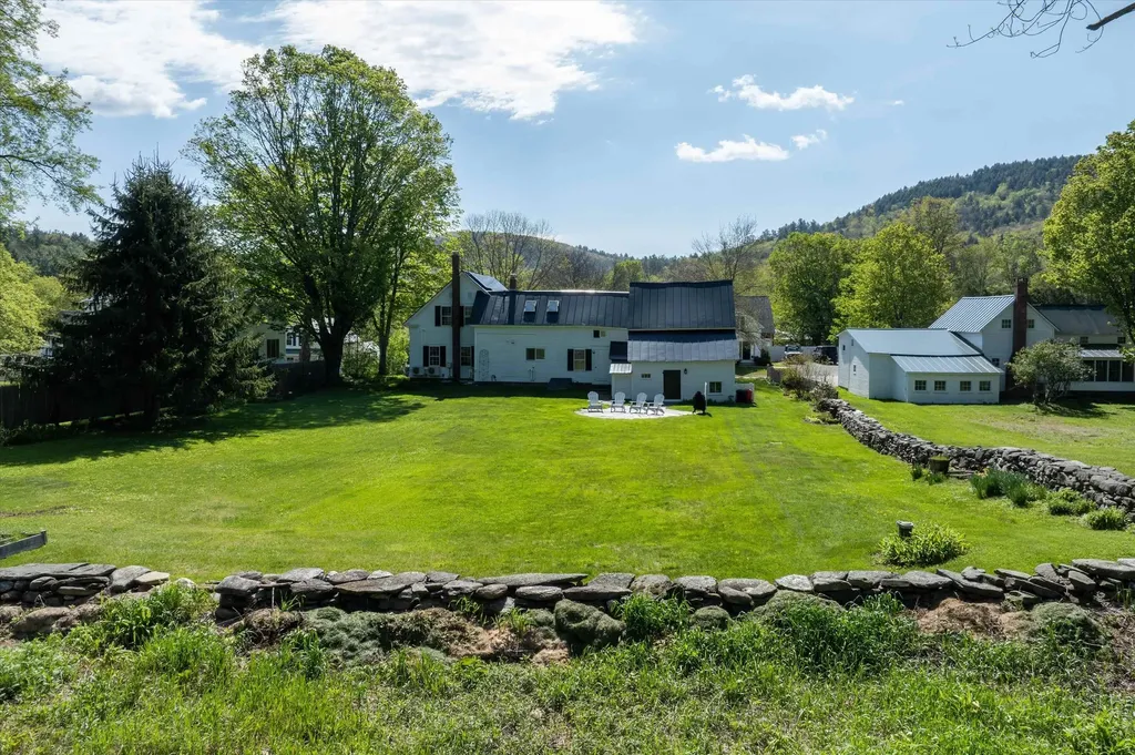 148 Townshend Road Grafton VT 05146