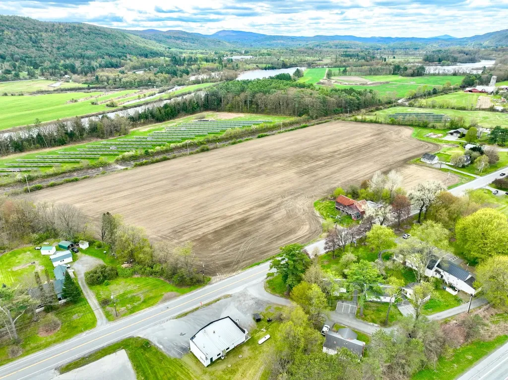 456 Us Route 5 S Fairlee VT 05045