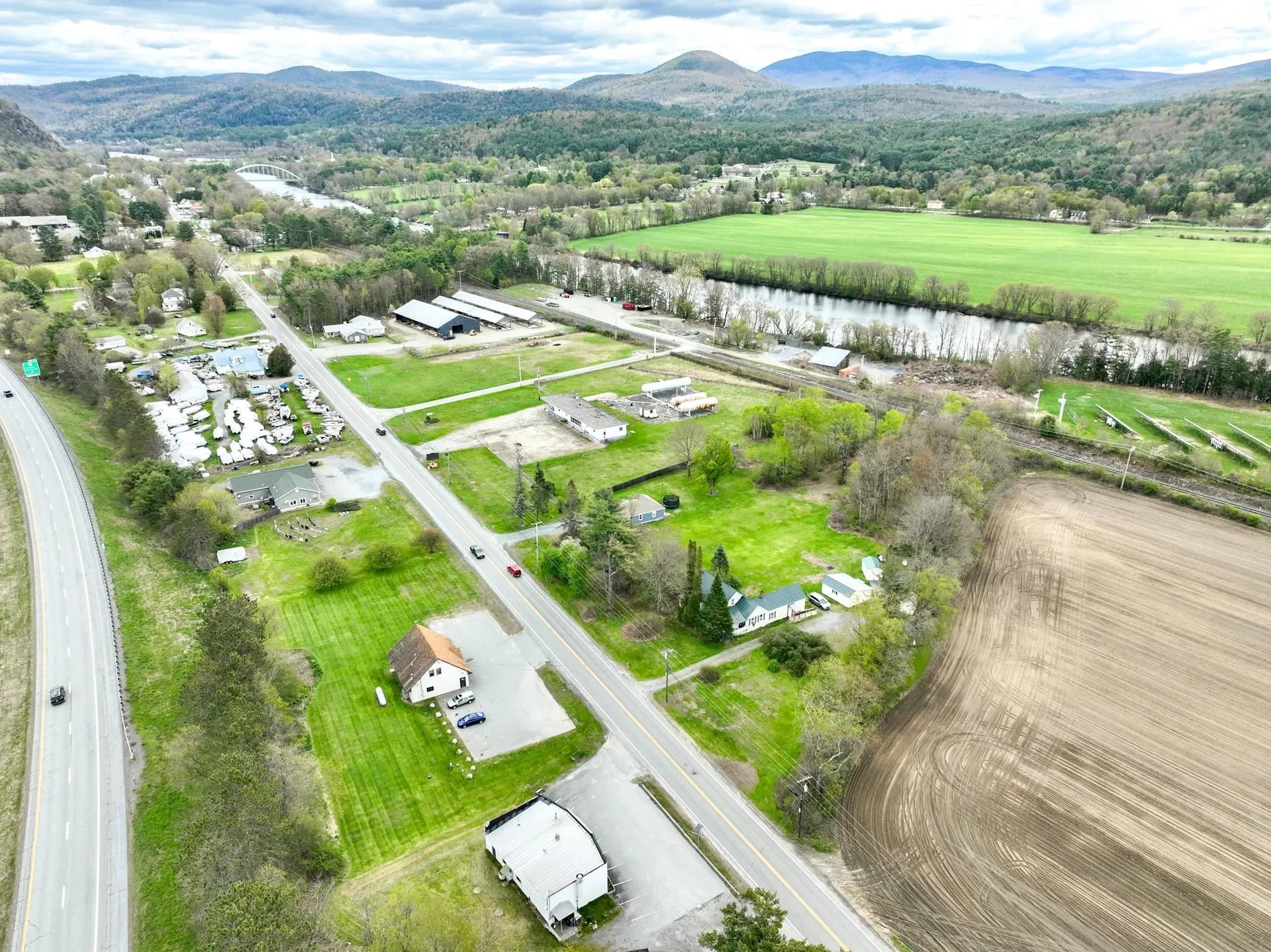 456 Us Route 5 S Fairlee VT 05045
