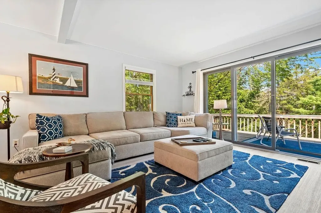 121 Garnet Street Sunapee NH 03782