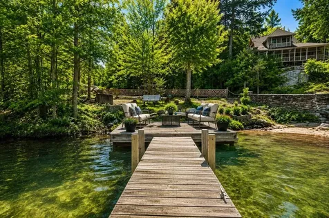 121 Garnet Street Sunapee NH 03782