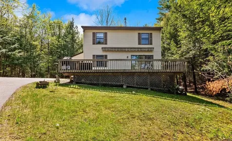 121 Garnet Street Sunapee NH 03782