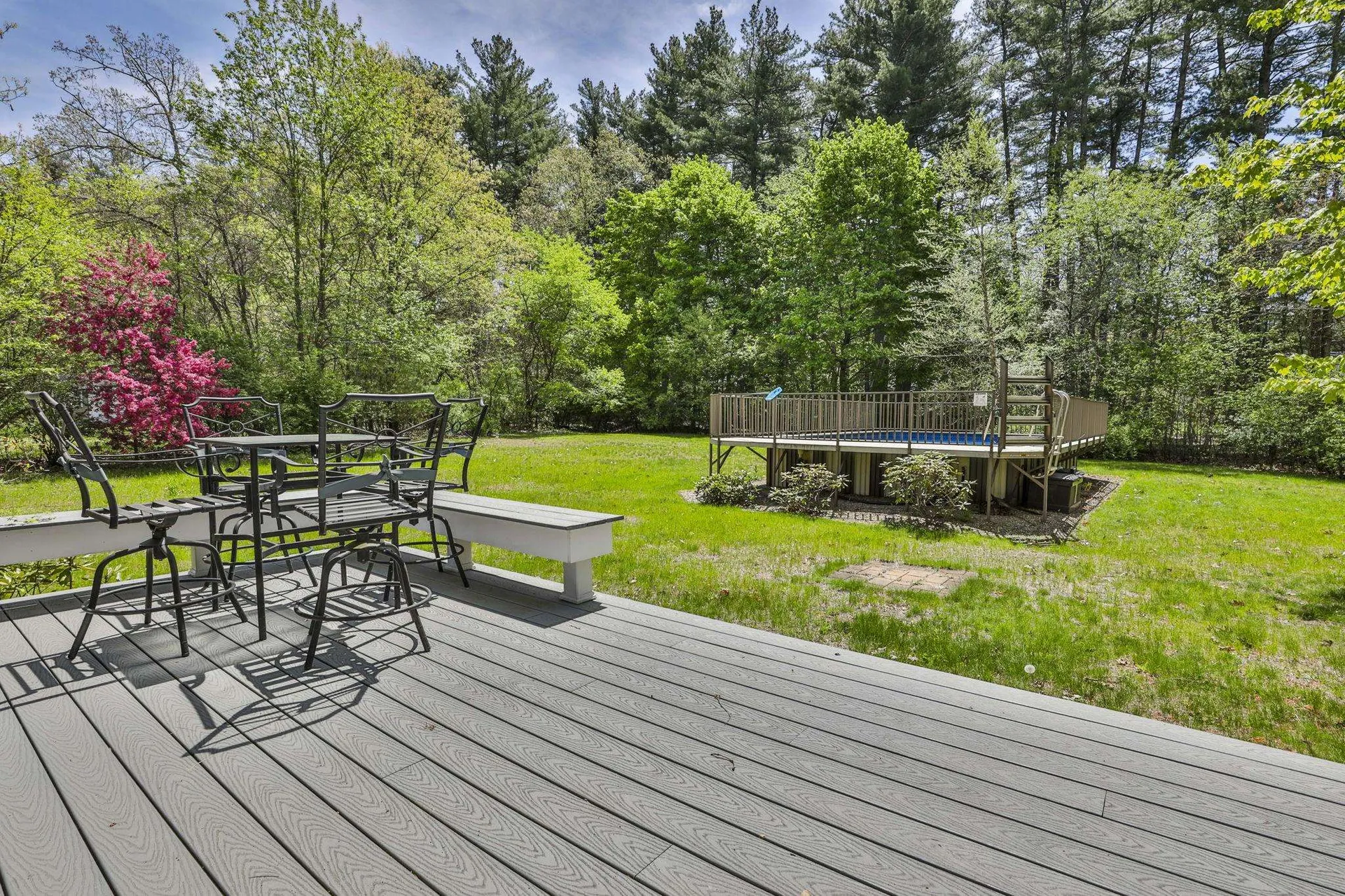 21 St Laurent Drive Hudson NH 03051