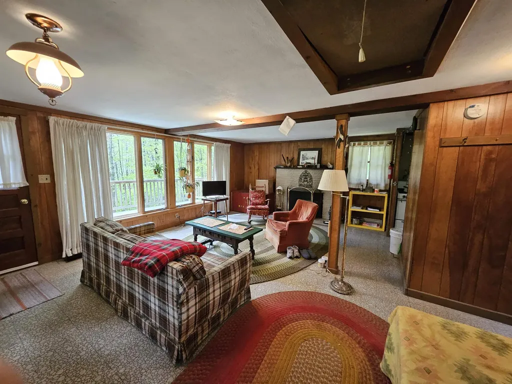 116 Buck Hill Jamaica VT 05343