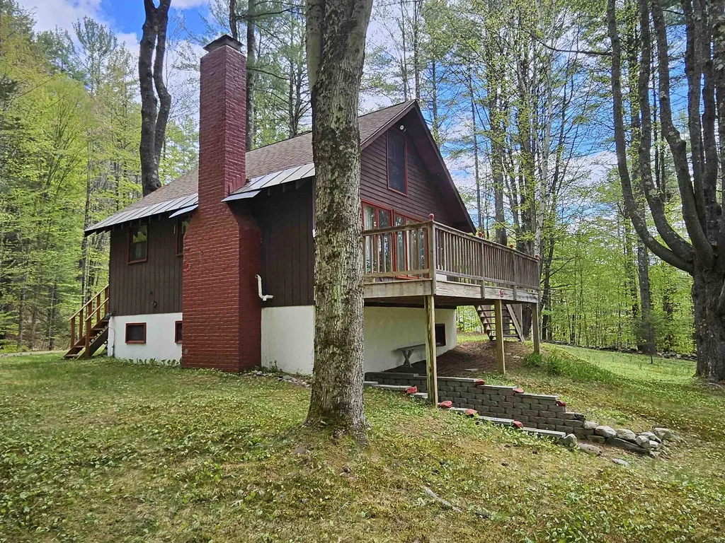 116 Buck Hill Jamaica VT 05343