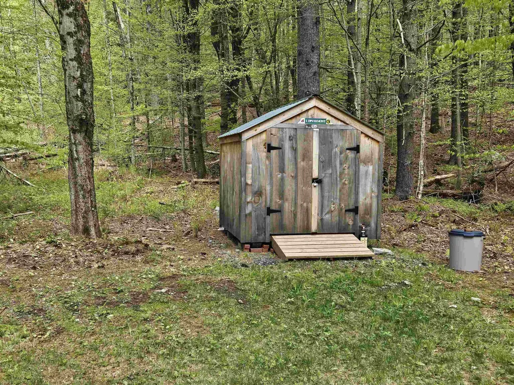 116 Buck Hill Jamaica VT 05343